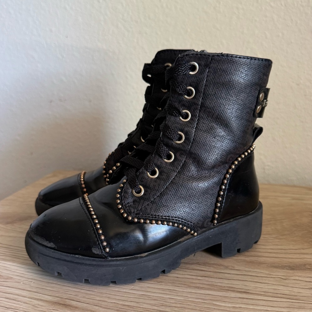 BCBG Black Logo Studded‎ Garnet Fashion Boot Girls Size 11 Side Zipper